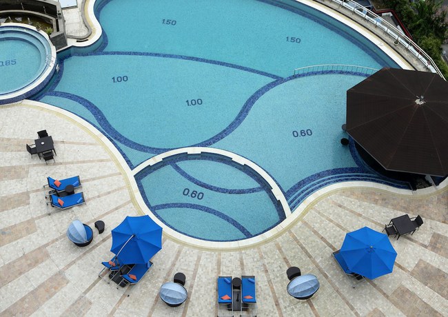 Imagen de la piscina del Hotel Ibis Balikpapan. Foto 9