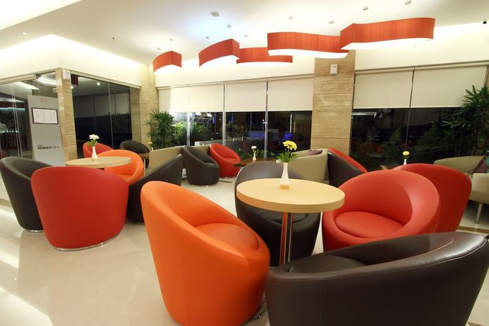 Imagen de los interiores del Hotel Ibis Balikpapan. Foto 7