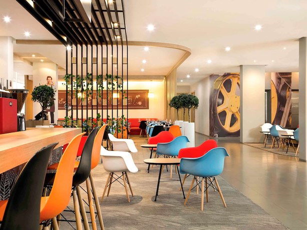 Imagen del bar/restaurante del Hotel Ibis Bandung Pasteur. Foto 9