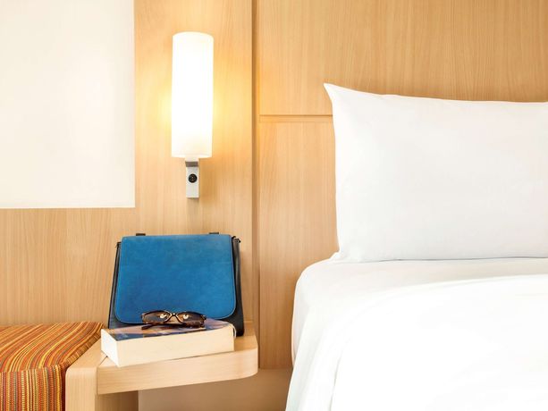 Imagen de la habitación del Hotel Ibis Bandung Trans Studio. Foto 15