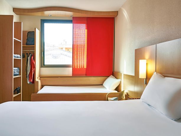 Imagen de la habitación del Hotel Ibis Barcelona Centro Sagrada Familia. Foto 16