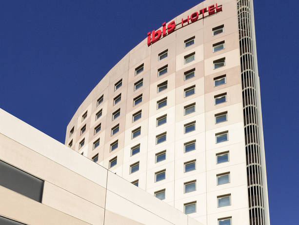 Imagen general del Hotel Ibis Barcelona Meridiana. Foto 12