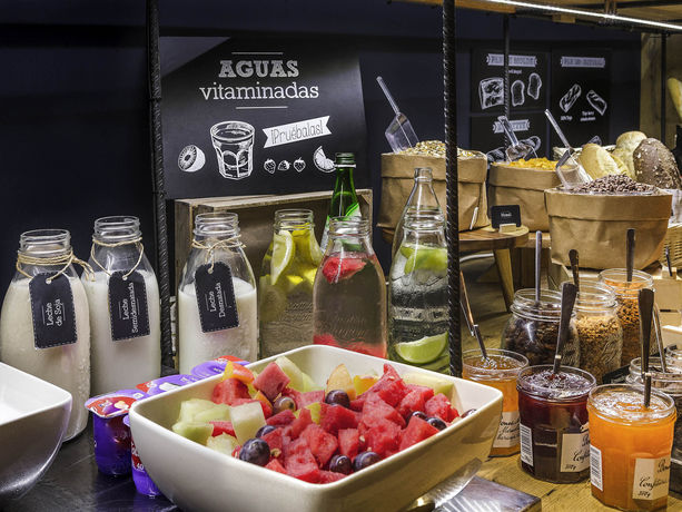 Imagen general del Hotel Ibis Barcelona Molins De Rei. Foto 5