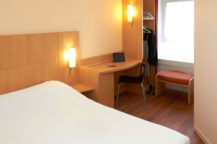 Imagen de la habitación del Hotel Ibis Beaune Centre. Foto 9