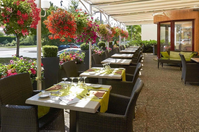 Imagen del bar/restaurante del Hotel Ibis Beaune Centre. Foto 7