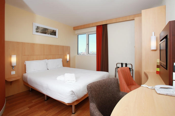Imagen de la habitación del Hotel Ibis Belfast City Centre. Foto 9