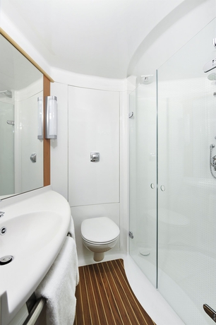 Imagen de la habitación del Hotel Ibis Belfast City Centre. Foto 12