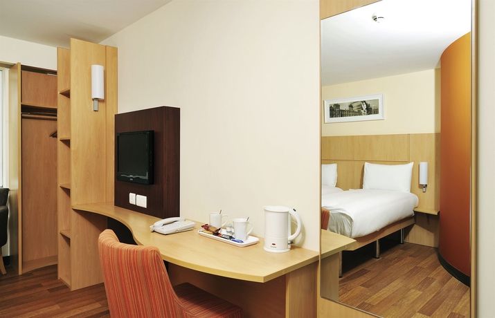 Imagen de la habitación del Hotel Ibis Belfast Queens Quarter. Foto 6