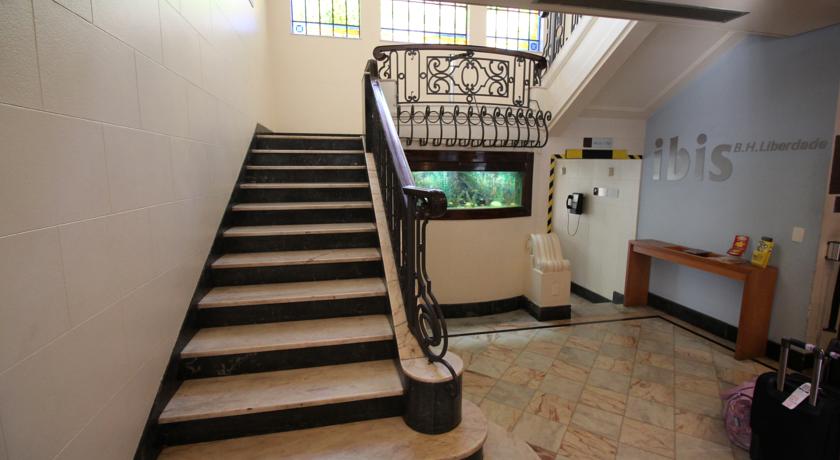 Imagen de los interiores del Hotel Ibis Belo Horizonte Liberdade. Foto 11