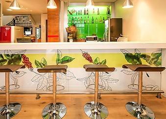 Imagen del bar/restaurante del Hotel Ibis Belo Horizonte Liberdade. Foto 3