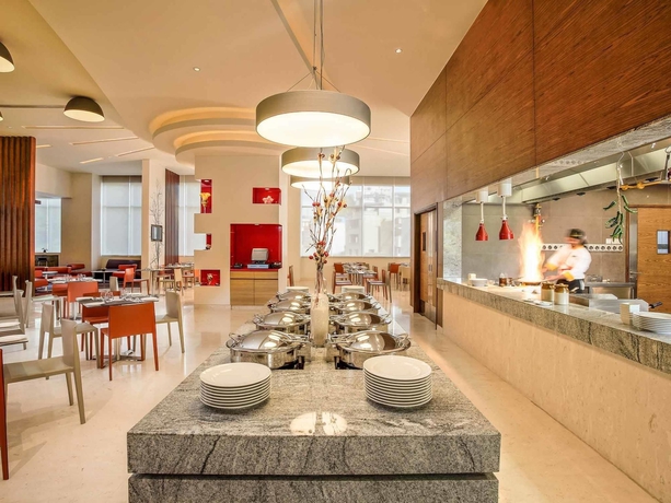 Imagen del bar/restaurante del Hotel Ibis Bengaluru City Centre. Foto 6