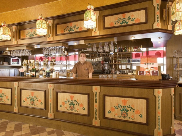 Imagen del bar/restaurante del Hotel Ibis Besancon La City. Foto 2