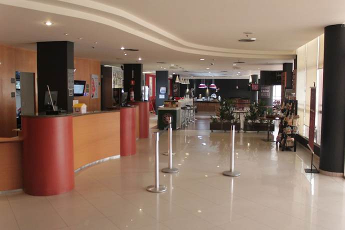Imagen de los interiores del Hotel Ibis Betim. Foto 20