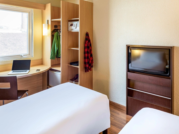Imagen de la habitación del Hotel Ibis Blumenau. Foto 15