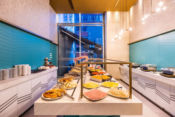 Imagen del bar/restaurante del Hotel Ibis Bogota Museo. Foto 4