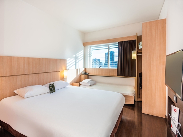 Imagen de la habitación del Hotel Ibis Bogota Museo. Foto 17