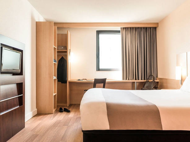 Imagen de la habitación del Hotel Ibis Bordeaux Centre Bastide. Foto 14