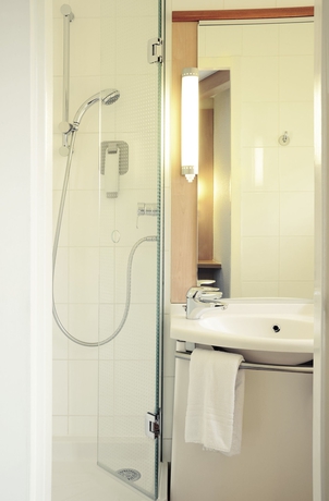 Imagen de la habitación del Hotel Ibis Bordeaux Centre Gare Saint Jean. Foto 14