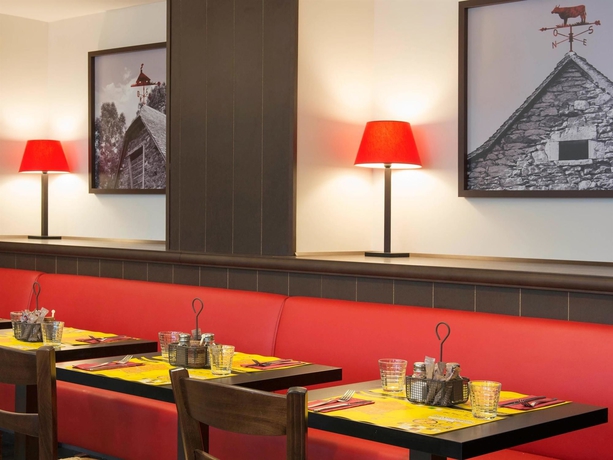 Imagen del bar/restaurante del Hotel Ibis Bordeaux Lac. Foto 11