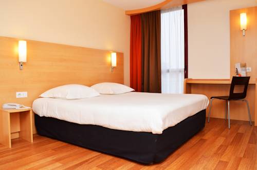 Imagen de la habitación del Hotel Ibis Bordeaux Saint Emilion. Foto 2