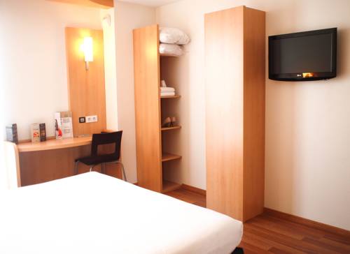 Imagen de la habitación del Hotel Ibis Bordeaux Saint Emilion. Foto 5