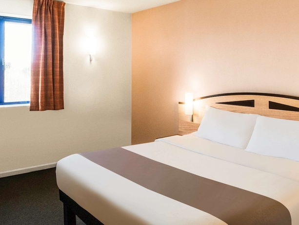 Imagen de la habitación del Hotel Ibis Bradford Shipley. Foto 9
