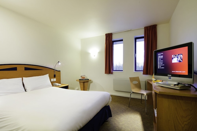 Imagen de la habitación del Hotel Ibis Bradford Shipley. Foto 10