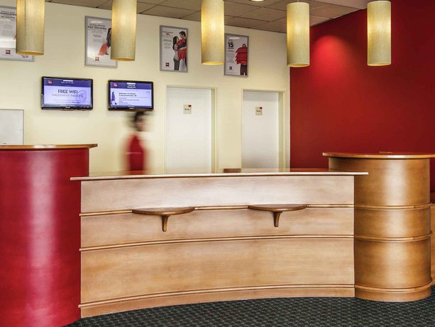 Imagen general del Hotel Ibis Braganca. Foto 7