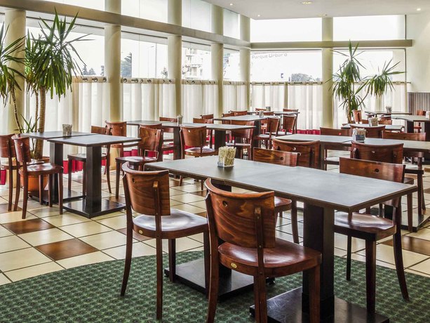 Imagen general del Hotel Ibis Braganca. Foto 8