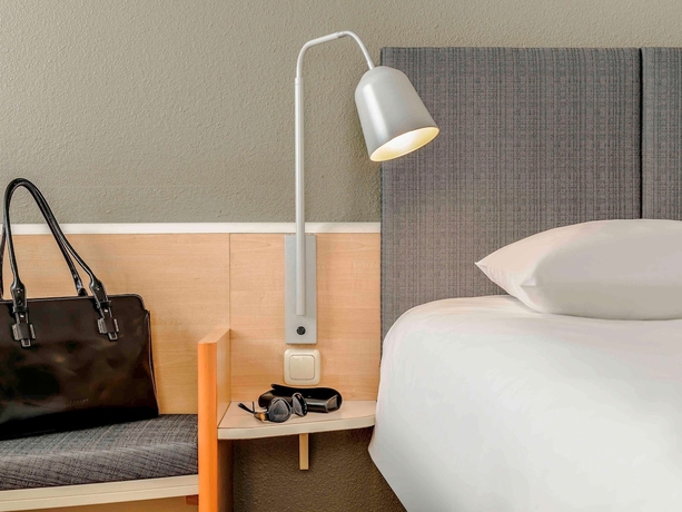 Imagen de la habitación del Hotel Ibis Bremen City. Foto 16