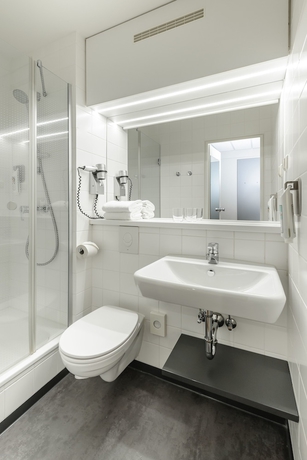 Imagen de la habitación del Hotel Ibis Bremen City. Foto 19