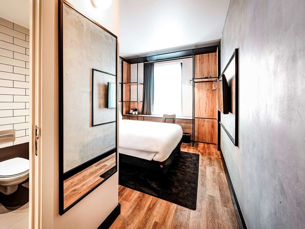 Imagen de la habitación del Hotel Ibis Bridgwater. Foto 8