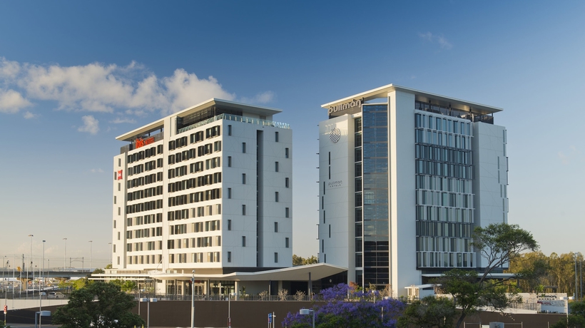 Imagen de los exteriores del Hotel Ibis Brisbane Airport. Foto 9