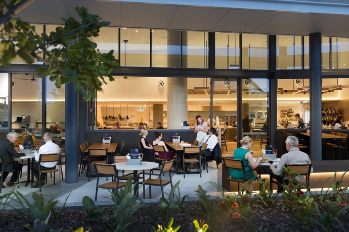 Imagen del bar/restaurante del Hotel Ibis Brisbane Airport. Foto 4