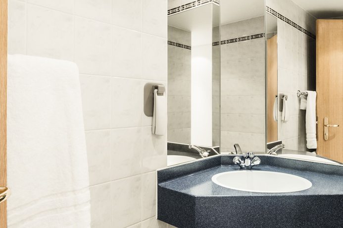 Imagen de la habitación del Hotel Ibis Bristol Centre. Foto 18