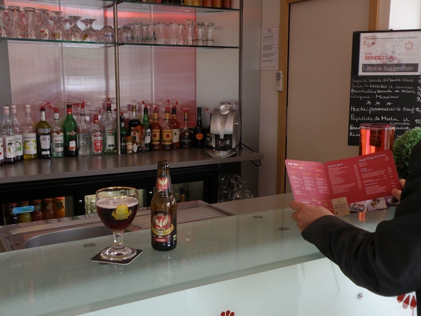 Imagen del bar/restaurante del Hotel Ibis Brive Centre. Foto 8