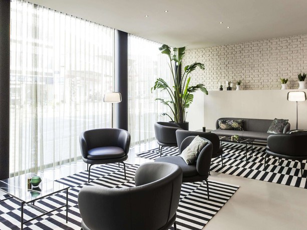 Imagen de los interiores del Hotel Ibis Brussels Centre Câtelain. Foto 20