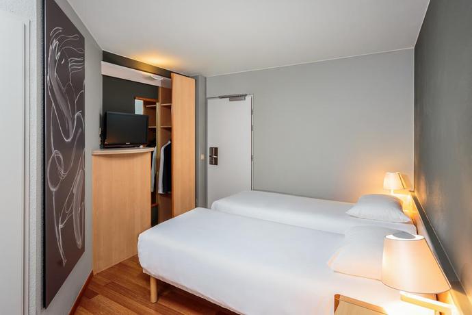 Imagen de la habitación del Hotel Ibis Brussels City Centre. Foto 6