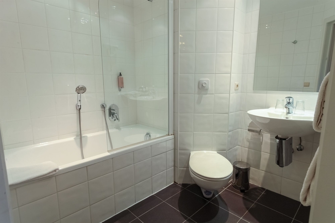 Imagen de la habitación del Hotel Ibis Brussels Erasmus. Foto 5