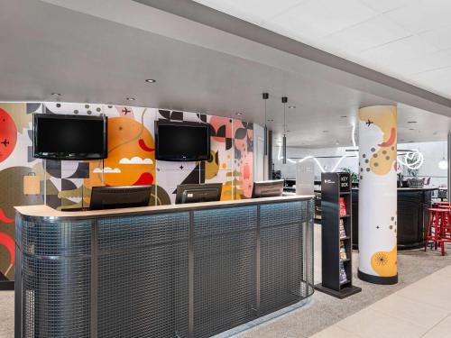 Imagen de los interiores del Hotel Ibis Budapest Centrum. Foto 7