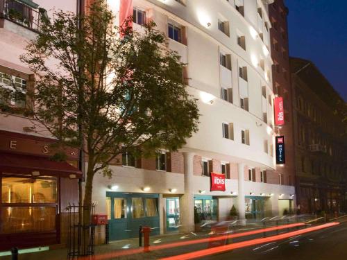 Imagen general del Hotel Ibis Budapest Centrum. Foto 1