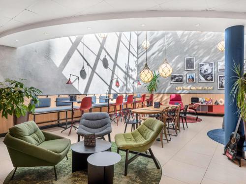 Imagen de los interiores del Hotel Ibis Budapest Centrum. Foto 8