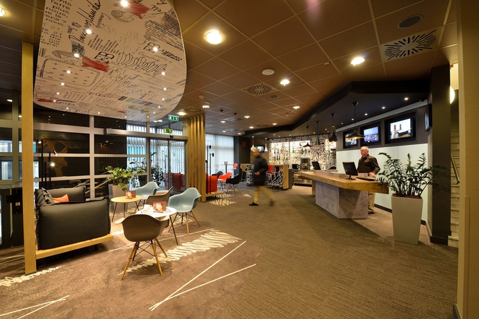 Imagen de los interiores del Hotel Ibis Budapest City. Foto 16