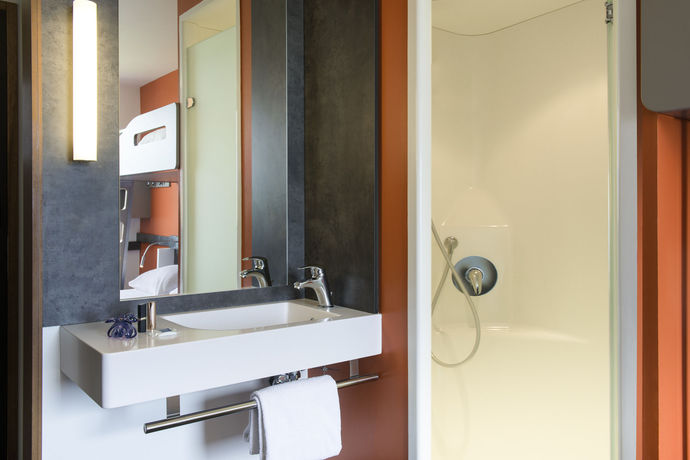 Imagen general del Hotel Ibis Budget Aéroport Lyon Saint Exupéry. Foto 7