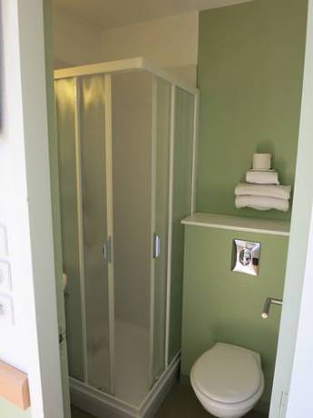 Imagen de la habitación del Hotel Ibis Budget Aix En Provence. Foto 9