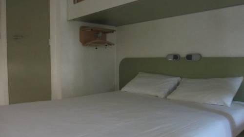 Imagen de la habitación del Hotel Ibis Budget Aix Le Canet. Foto 10