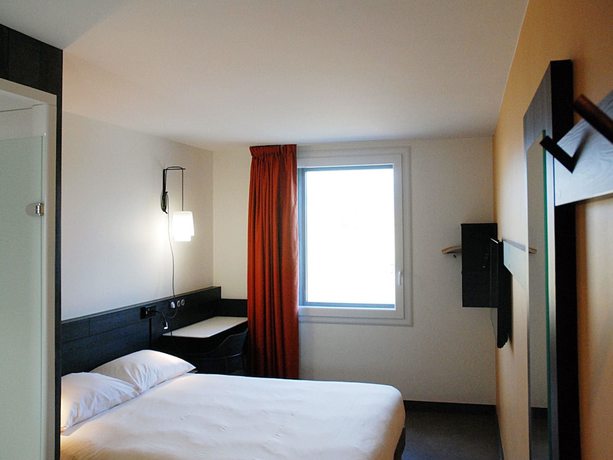 Imagen de la habitación del Hotel Ibis Budget Annecy Poisy. Foto 10