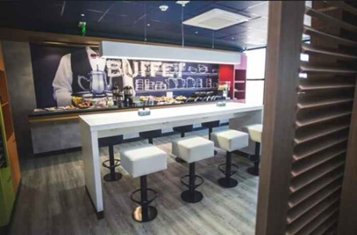 Imagen del bar/restaurante del Hotel Ibis Budget Araraquara. Foto 6
