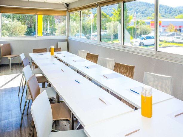 Imagen de los interiores del Hotel Ibis Budget Aubagne Les Paluds Agora. Foto 16