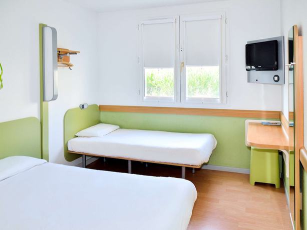 Imagen de la habitación del Hotel Ibis Budget Aubagne Les Paluds Agora. Foto 11
